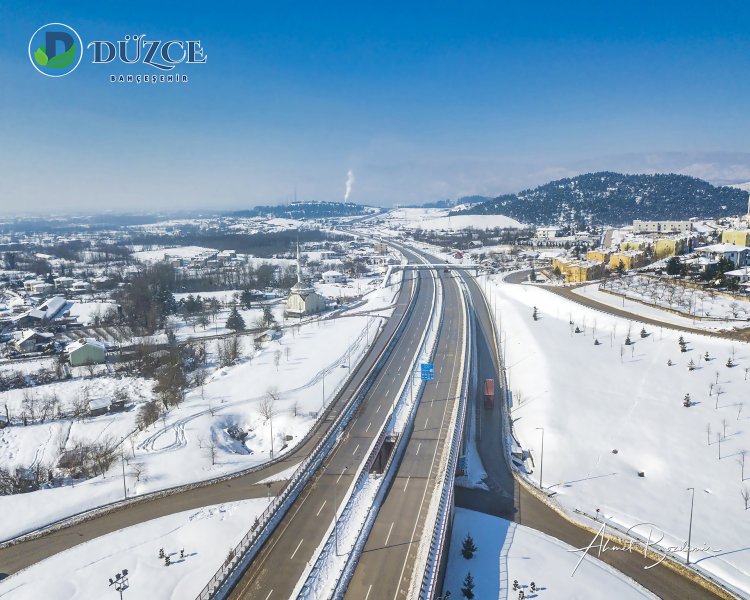 Düzce Bahçeşehir Bölgesi Kar Kış