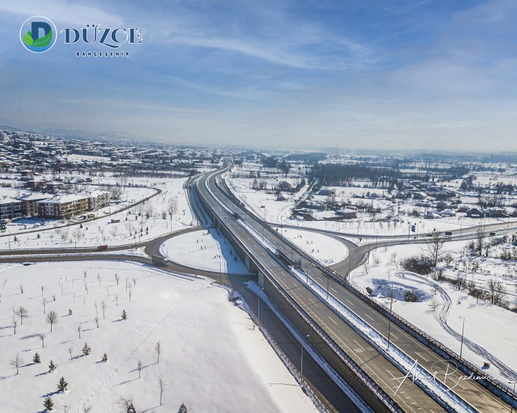 Düzce Bahçeşehir Bölgesi Kar Kış