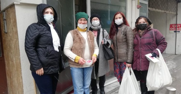 CHP Kadın Kolları, kandilde esnafı ziyaret etti!