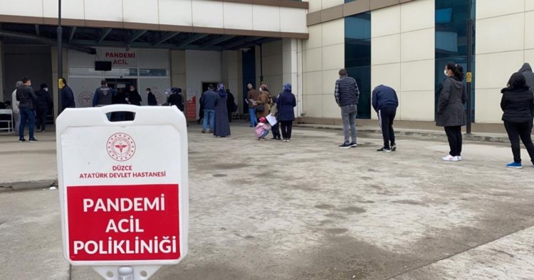 HASTANENİN ÖNÜ ANA-BABA GÜNÜ GİBİ!