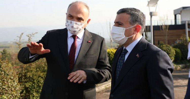Çalışmaları birlikte incelediler!