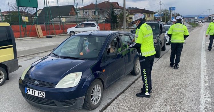 Hem denetlediler hem de uyardılar