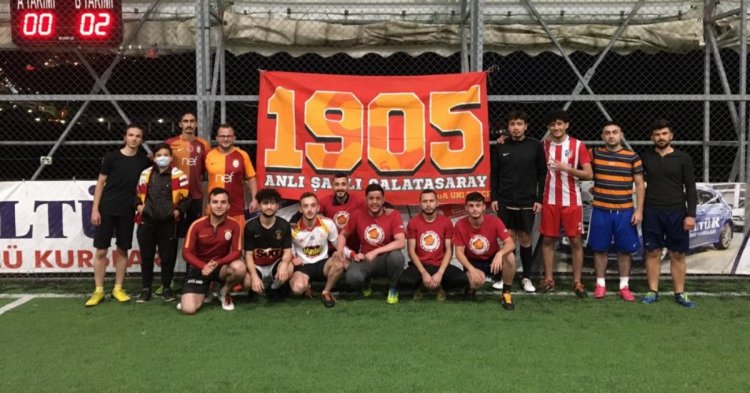 Galatasaraylı gençlerden lösemiyi yenen Eren'e destek!