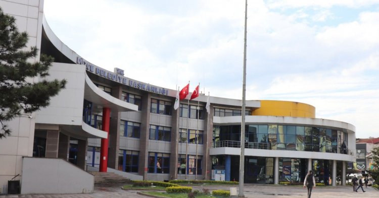 BELEDİYE VATANDAŞI UYARDI!