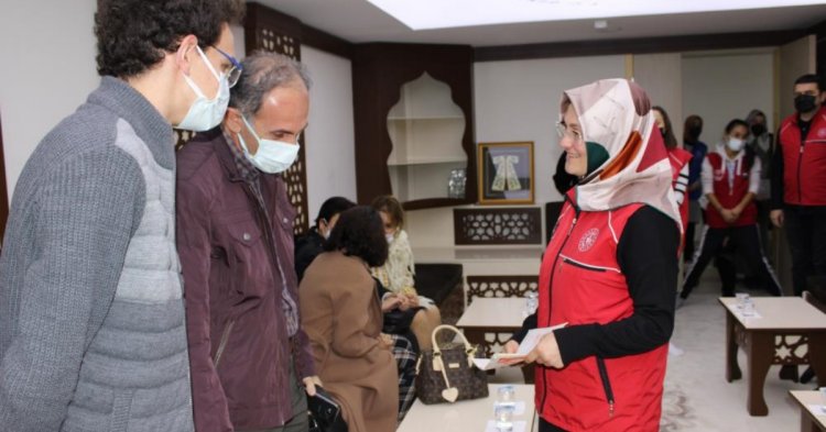 20 yıl sonra öğretmenleriyle buluştular!