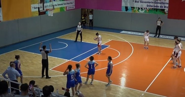 Düzce’nin perileri uzatmada yenildi