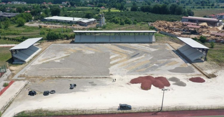 Yedek stadyumun tribünleri tamamlandı