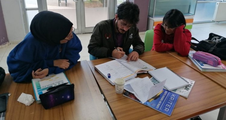 Öğrencilere sınav desteği “Gönülden Gönüle Öğreniyorum”