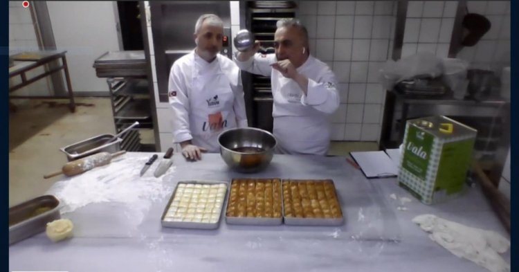 Usta şefler elinden baklavanın püf noktaları