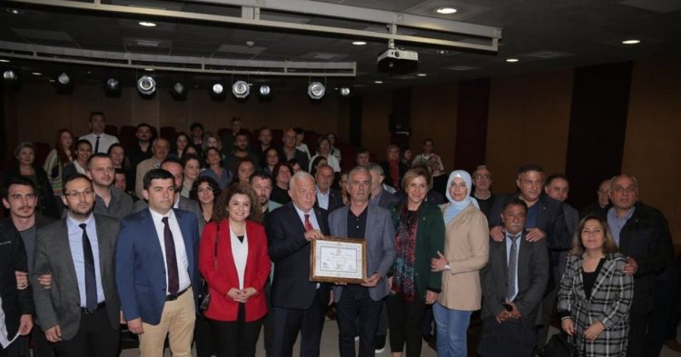 TALİH ÖZCAN MAZBATASINI TESLİM ALDI
